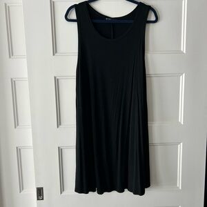 Black Sleeveless Tank Top